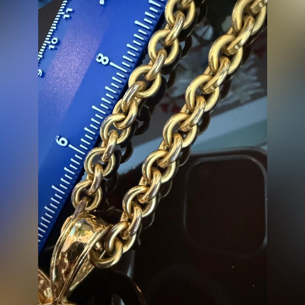 ❗️FINAL PRICE❗️LOT 1812 24K gold plated CHANEL vintage CC pendant necklace - Picture 13 of 16